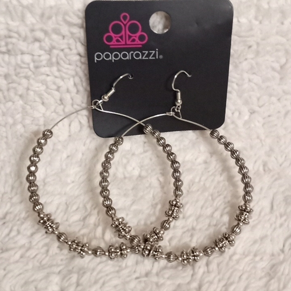 paparazzi Jewelry - Simple Synchrony - silver earrings NWT